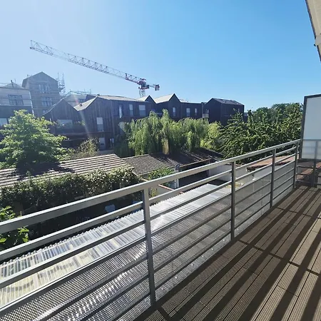 Les Lanternes De La Marne Parking Prive